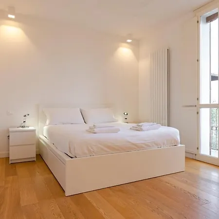 Canguroproperties - Albertoni Apartamento